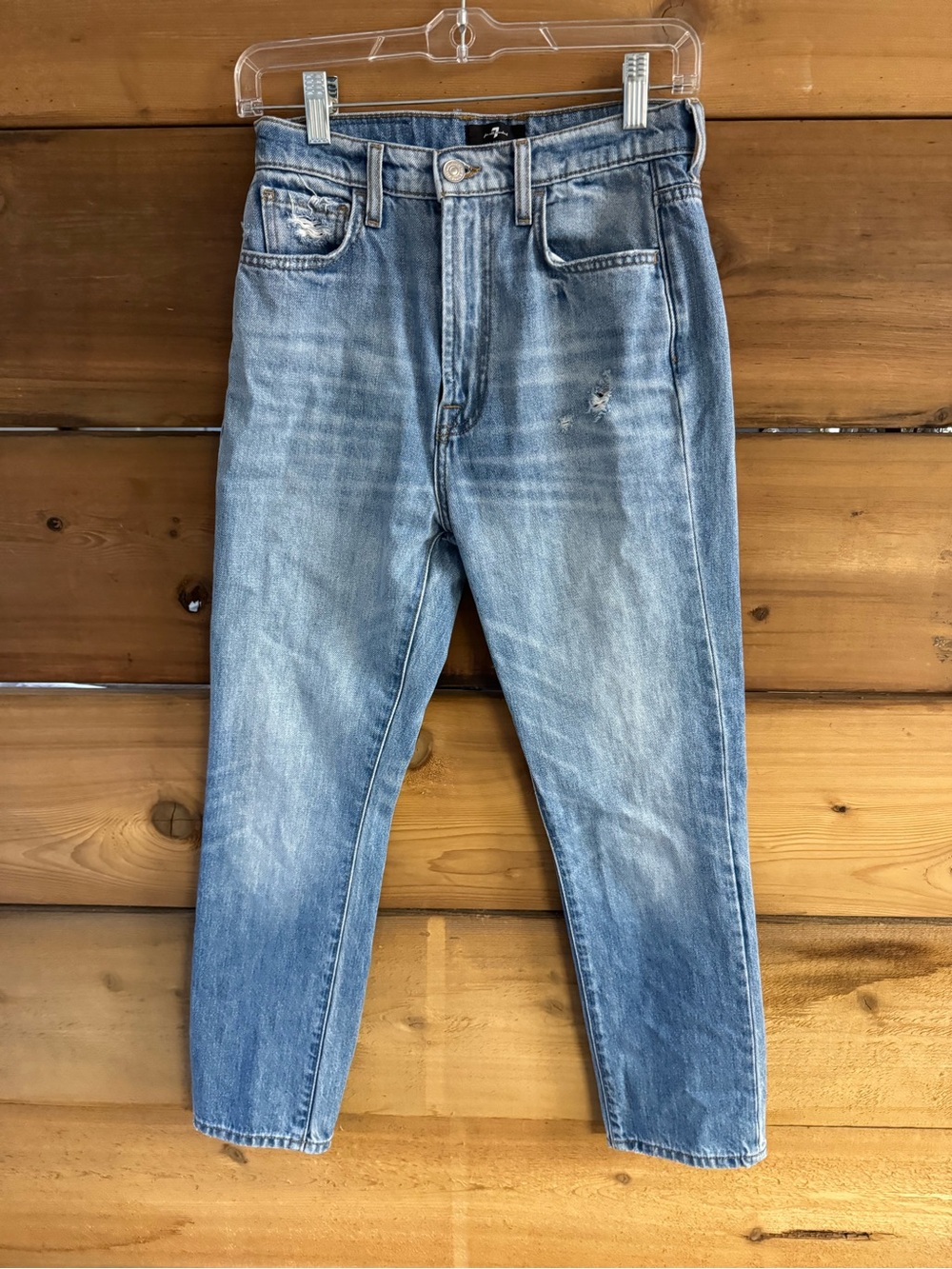 Women’s 7 for all Mankind- Light Blue Washed Jeans - easy slim cropped